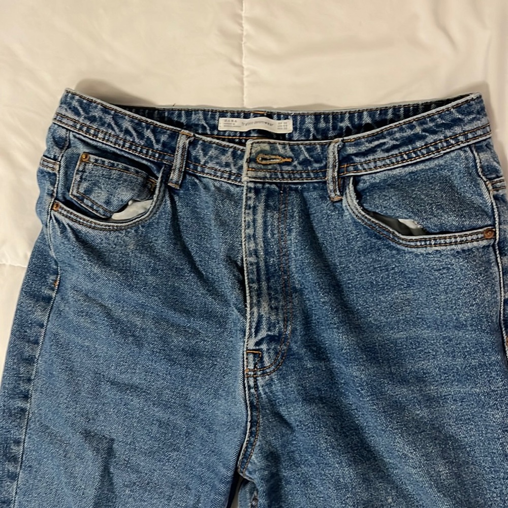Zara tradaluc jeans size 8